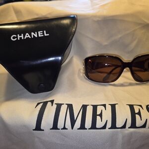 Chanel Elegant Black and Brown Sunglasses